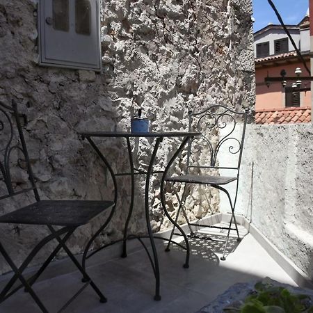 شقة Modern Stairs روفينج المظهر الخارجي الصورة